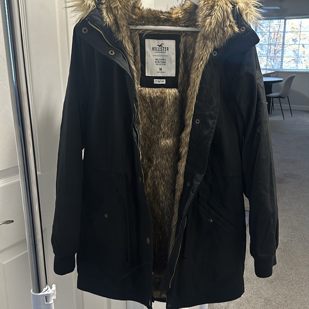 Hollister winter jacket size medium